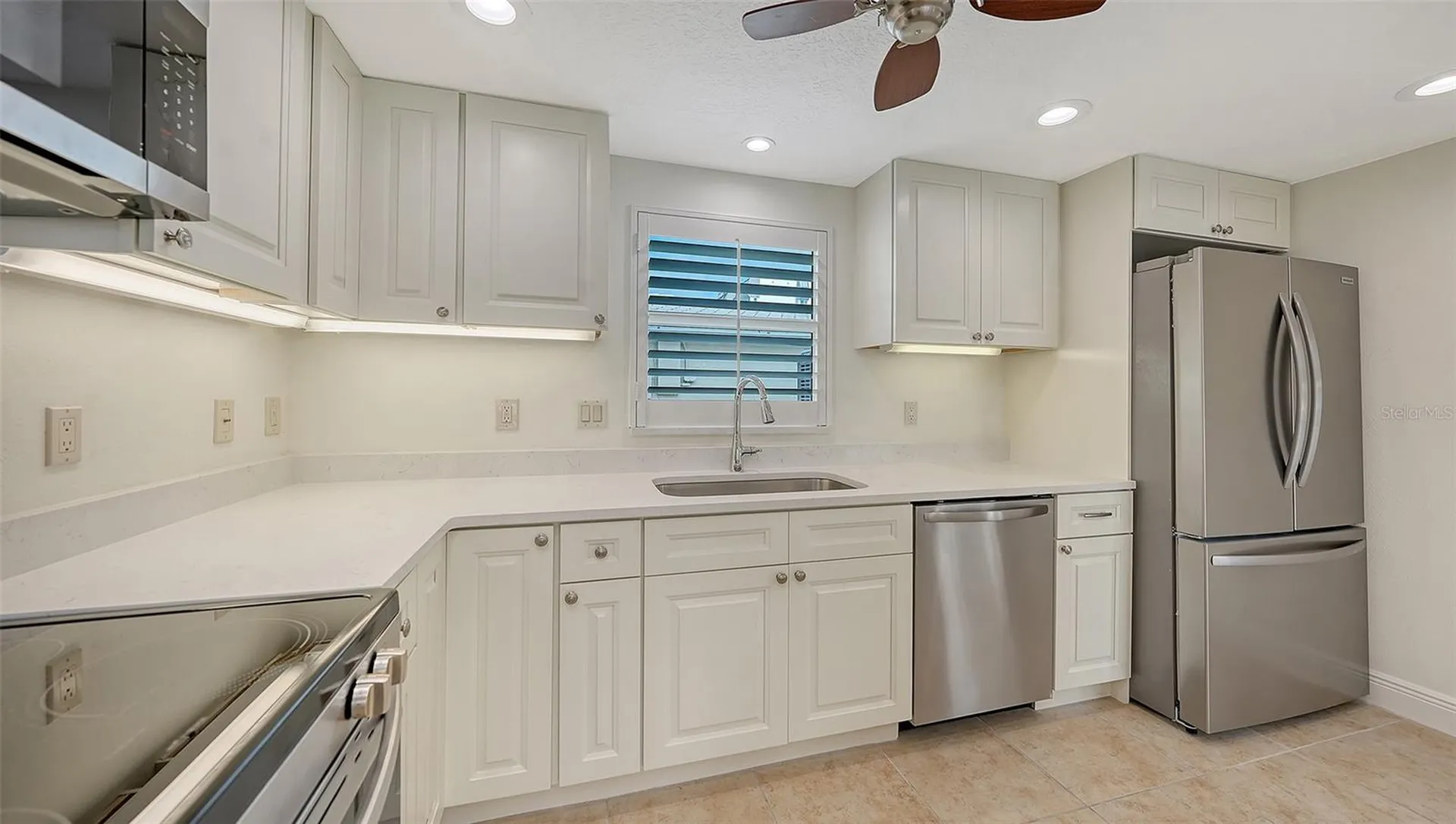 6140 Midnight Pass Road Sarasota FL 34242