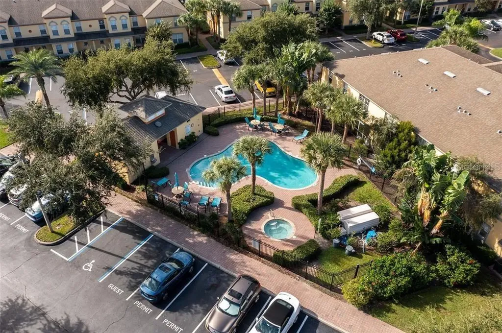 160 Coquina Bay Drive St Petersburg FL 33705