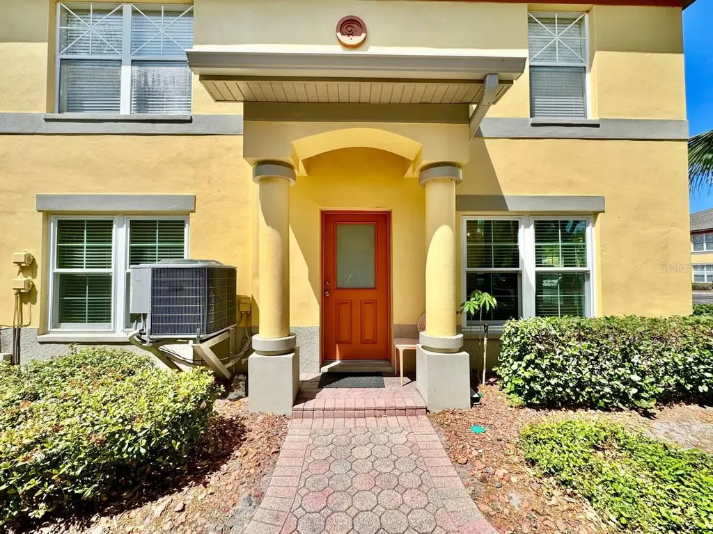 160 Coquina Bay Drive St Petersburg FL 33705