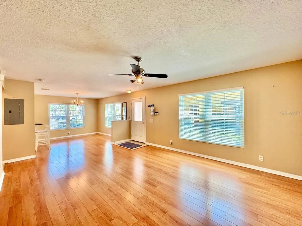 160 Coquina Bay Drive St Petersburg FL 33705