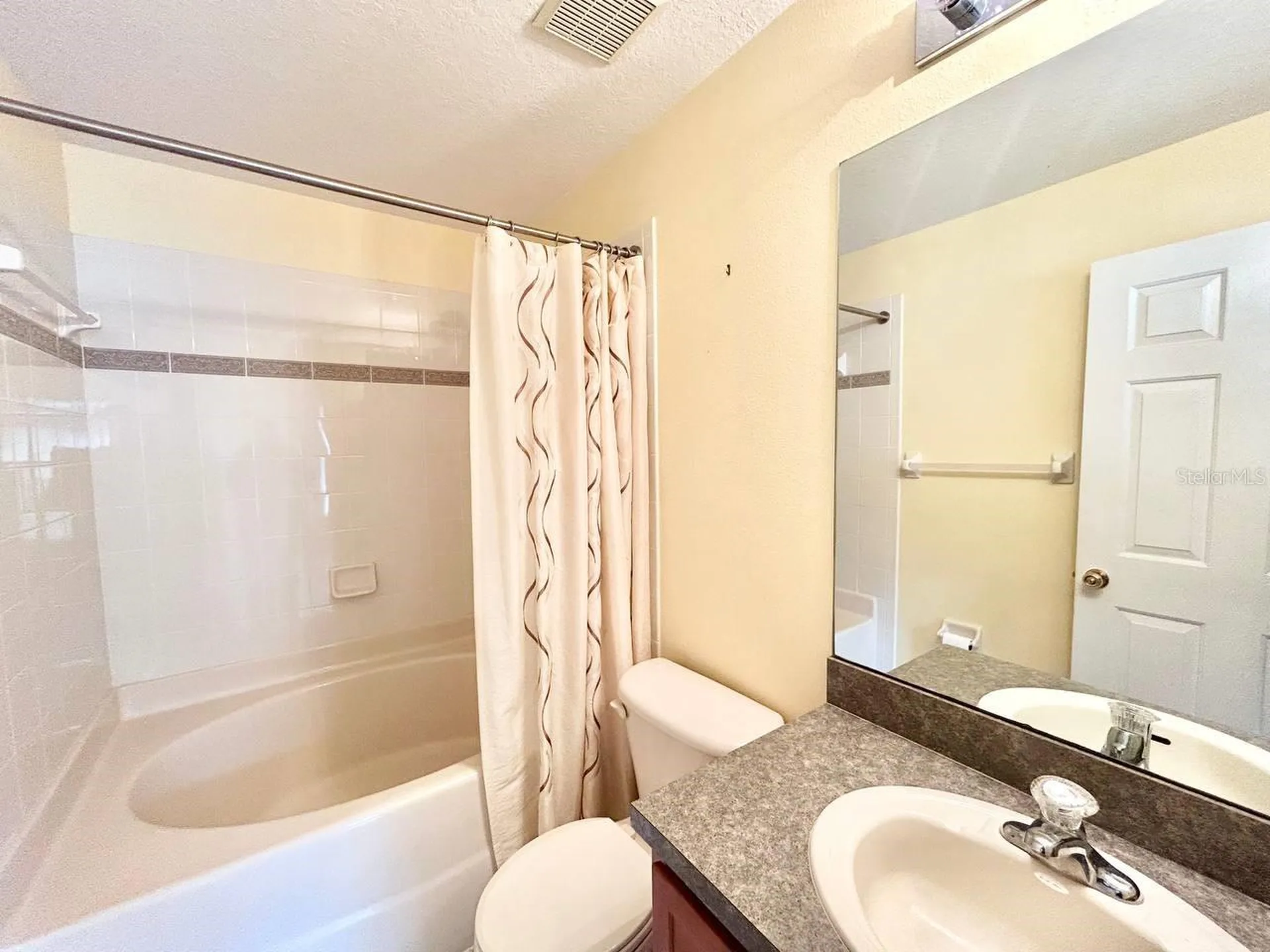160 Coquina Bay Drive St Petersburg FL 33705