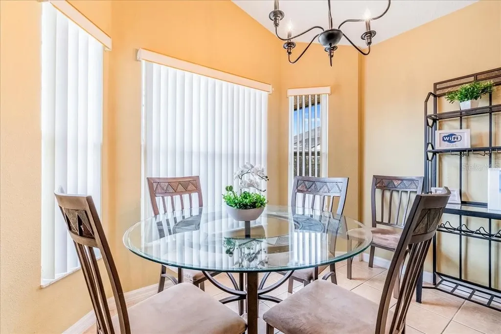 628 Kensington Drive Davenport FL 33897