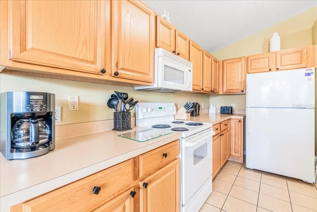 628 Kensington Drive Davenport FL 33897