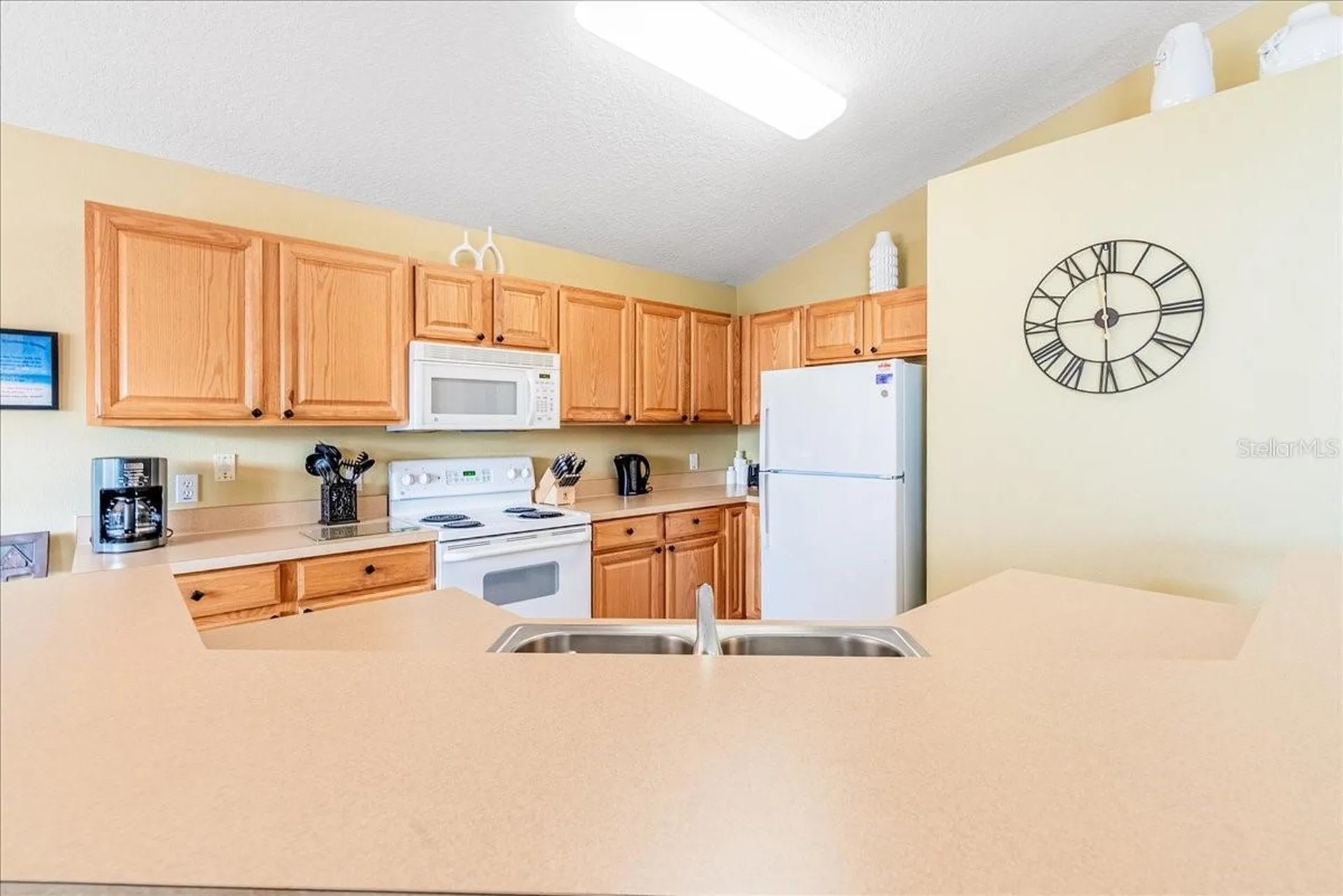 628 Kensington Drive Davenport FL 33897