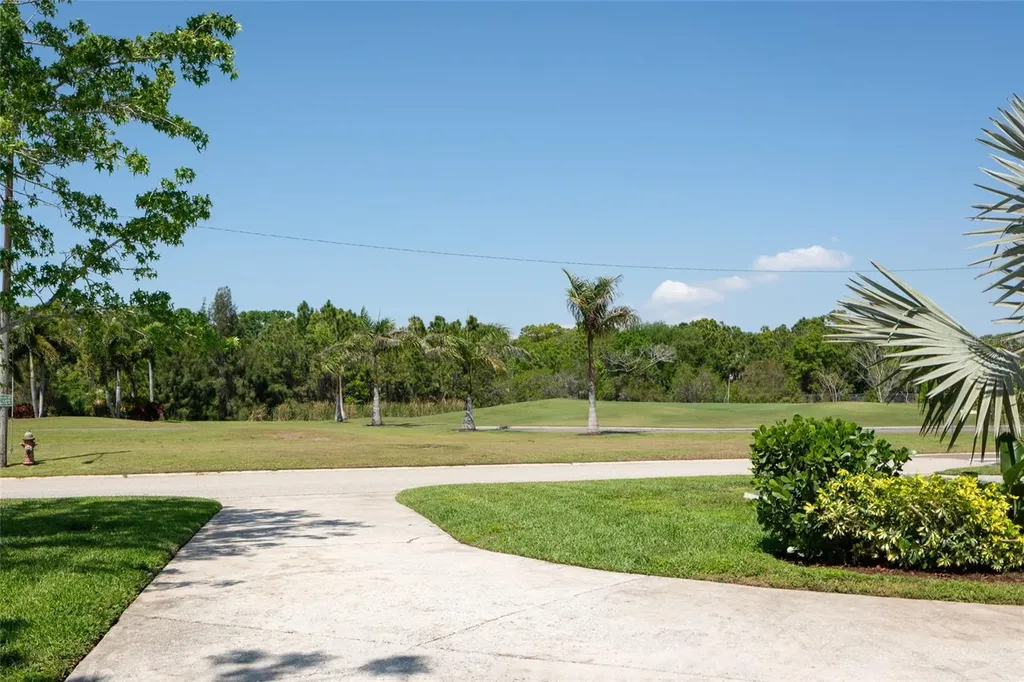 2660 Fairway Avenue S St Petersburg FL 33712