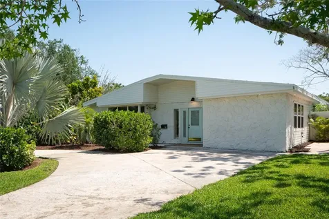 2660 Fairway Avenue S St Petersburg FL 33712