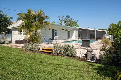 2660 Fairway Avenue S St Petersburg FL 33712