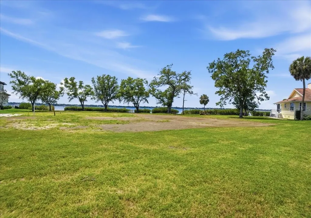 2111 4th Street Court W Palmetto FL 34221