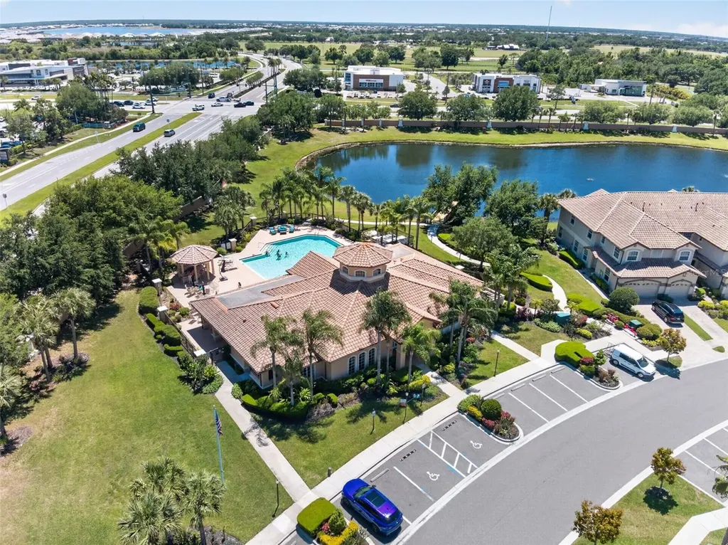 8229 Miramar Way Lakewood Ranch FL 34202