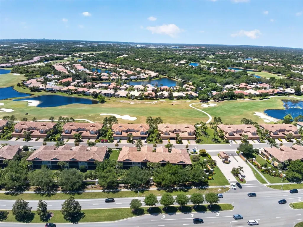 8229 Miramar Way Lakewood Ranch FL 34202