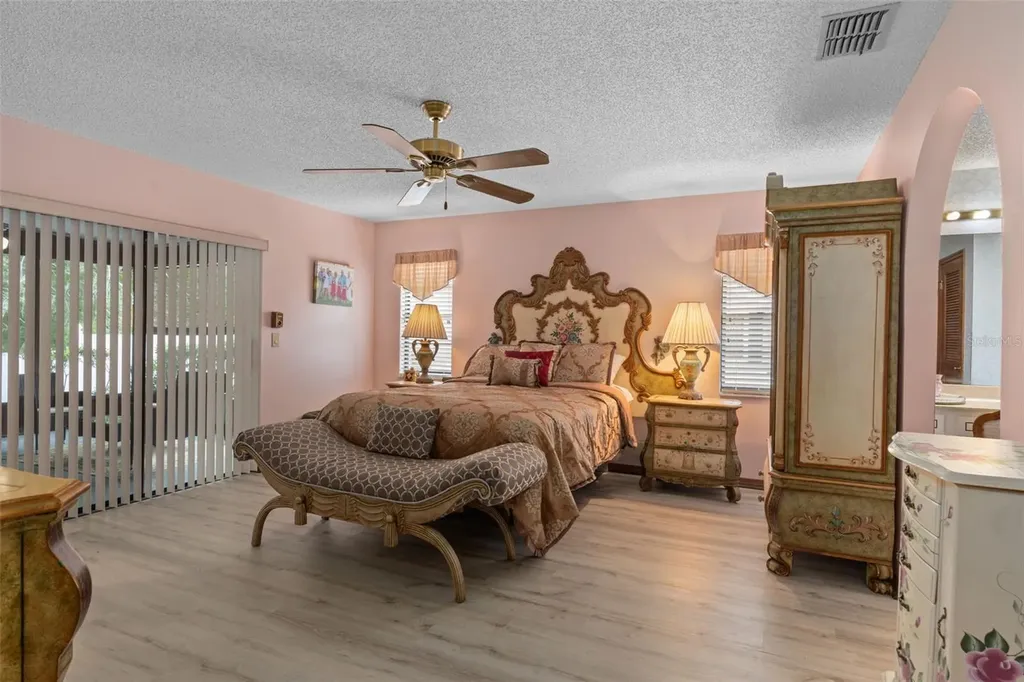 5 Mangrove Court S Homosassa FL 34446