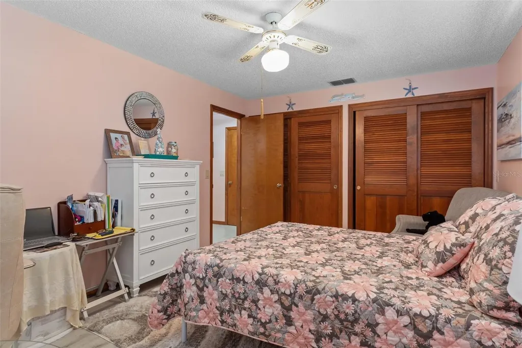5 Mangrove Court S Homosassa FL 34446
