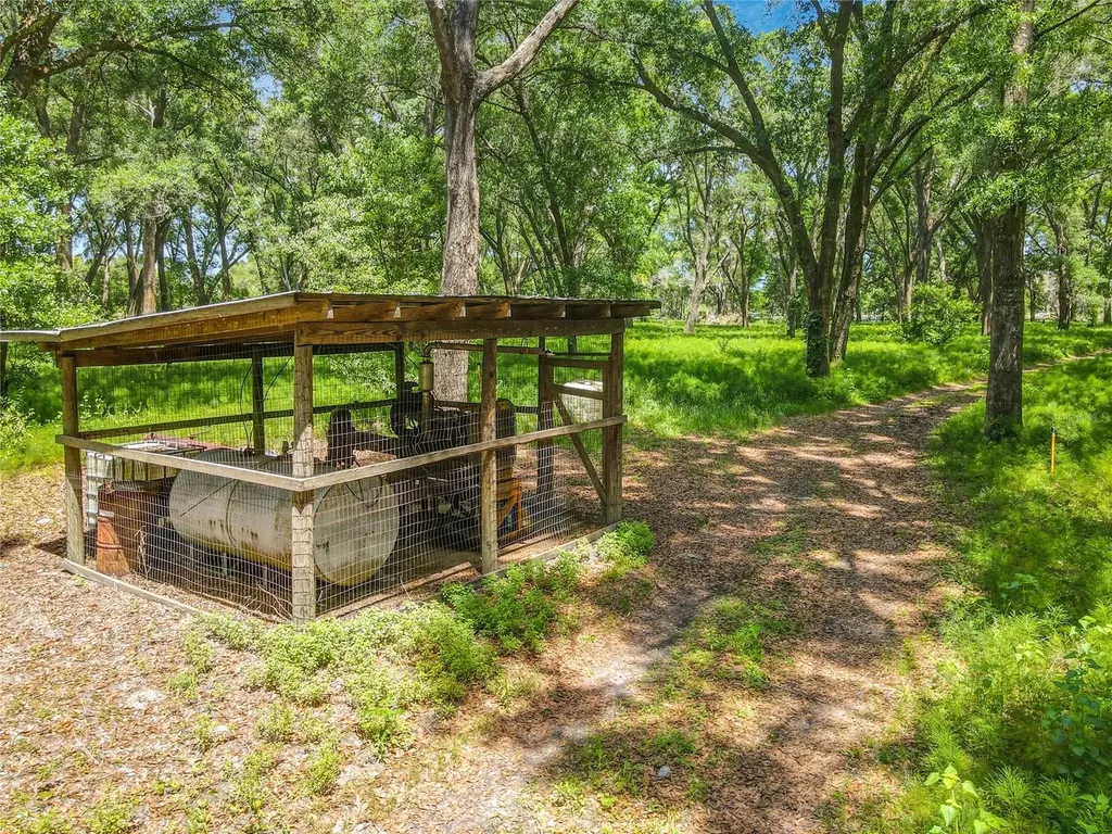 164 Denver Road Crescent City FL 32112