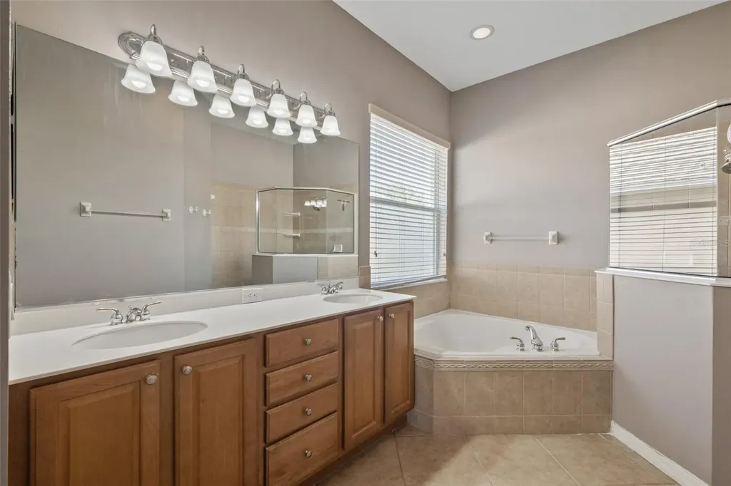 12150 Maple Ridge Drive Parrish FL 34219