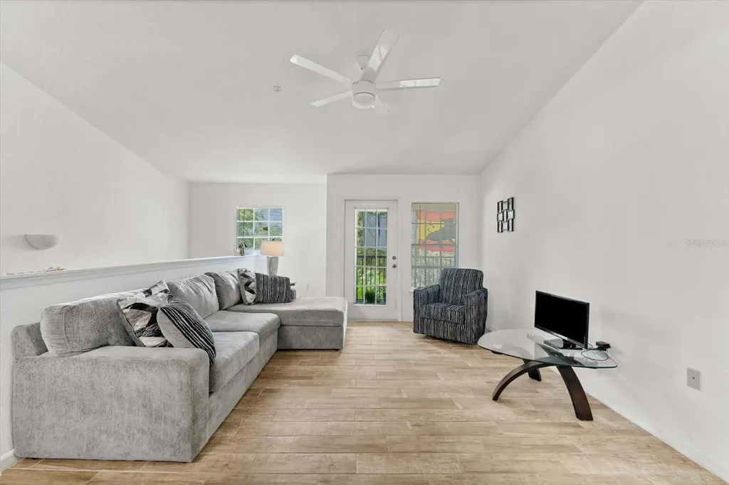 8933 Manor Loop Lakewood Ranch FL 34202