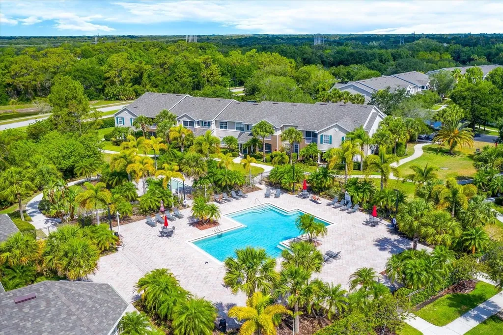 8933 Manor Loop Lakewood Ranch FL 34202