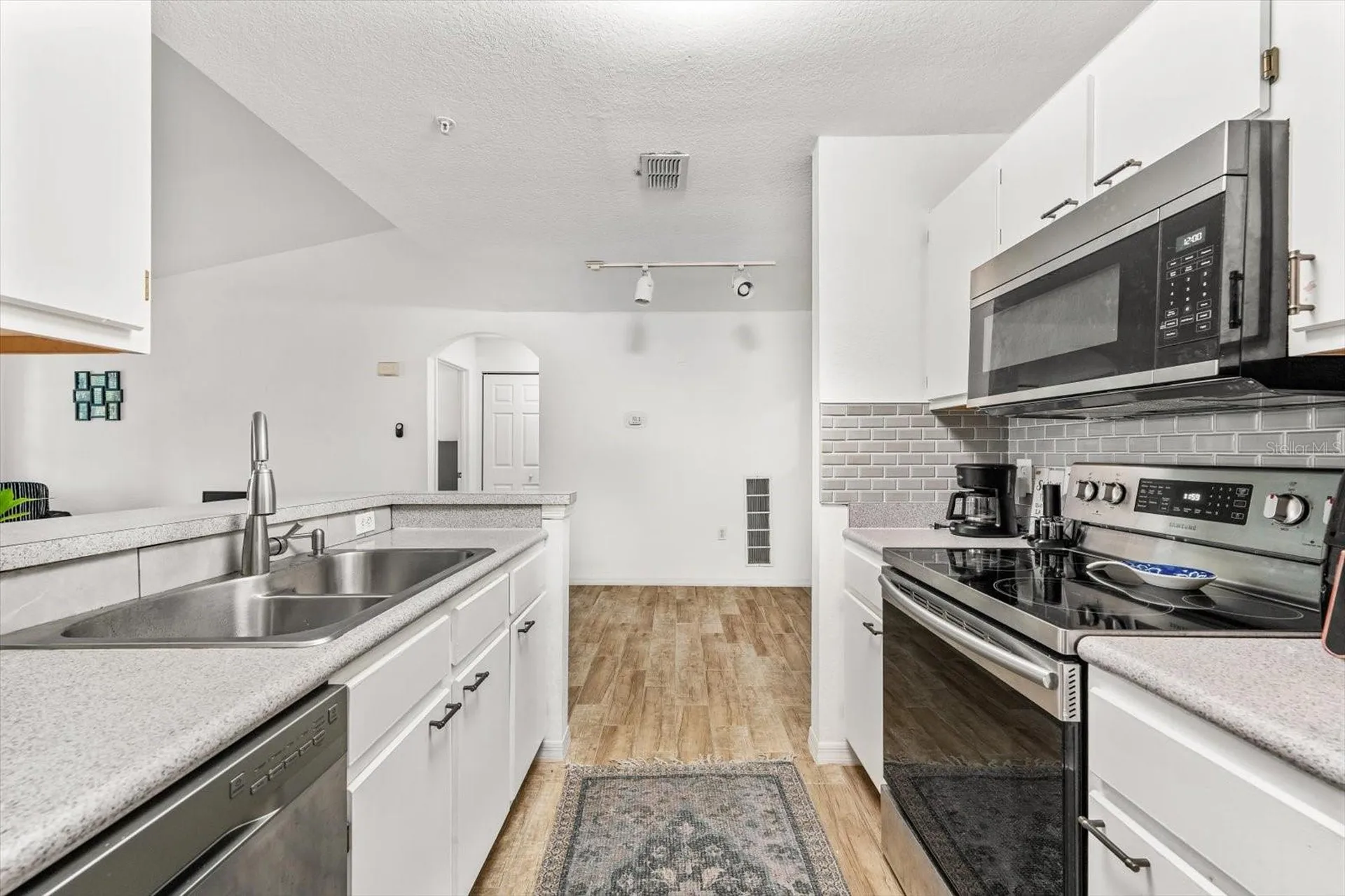 8933 Manor Loop Lakewood Ranch FL 34202
