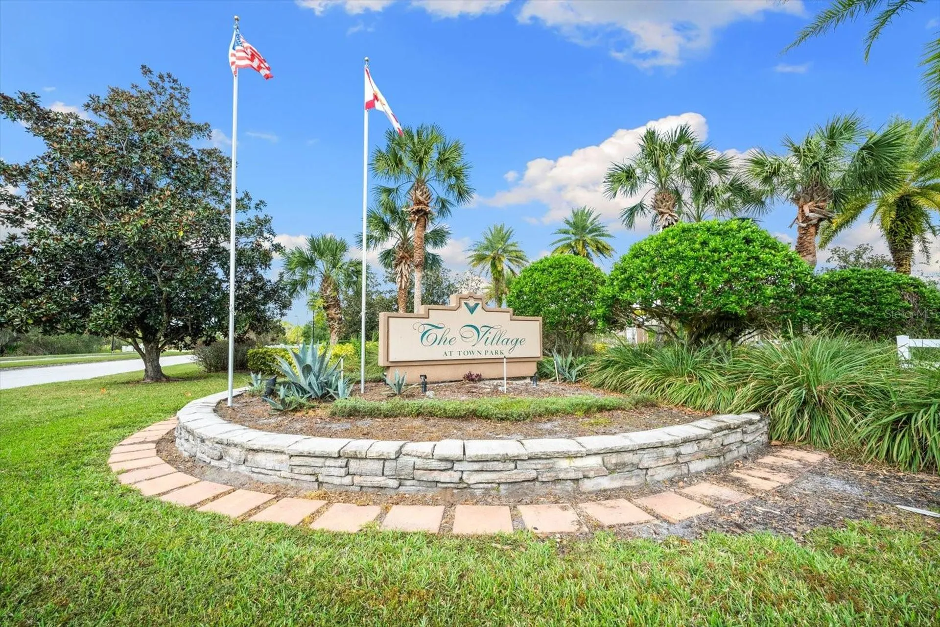 8933 Manor Loop Lakewood Ranch FL 34202