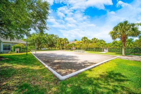 8933 Manor Loop Lakewood Ranch FL 34202
