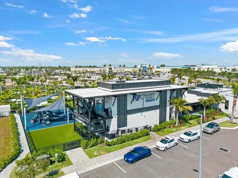8933 Manor Loop Lakewood Ranch FL 34202