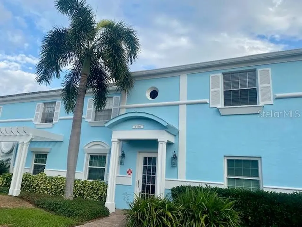 136 Pompano Drive SE St Petersburg FL 33705