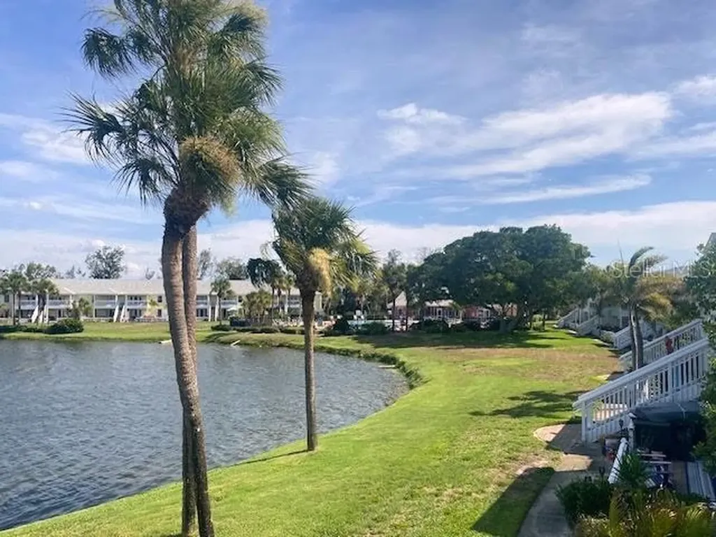 136 Pompano Drive SE St Petersburg FL 33705