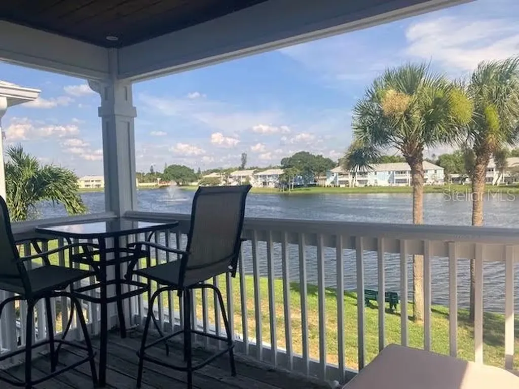136 Pompano Drive SE St Petersburg FL 33705