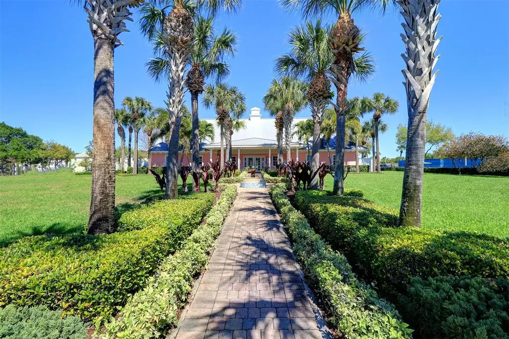 136 Pompano Drive SE St Petersburg FL 33705