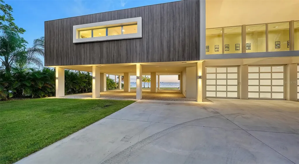 4123 Bay Shore Road Sarasota FL 34234