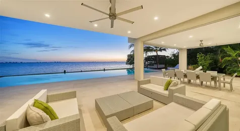 4123 Bay Shore Road Sarasota FL 34234