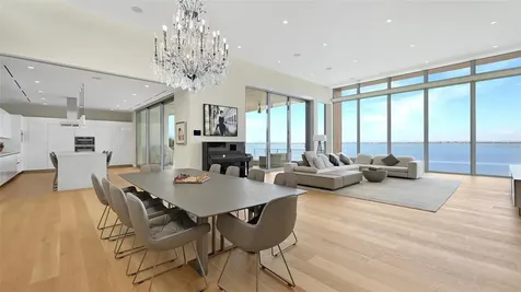 4123 Bay Shore Road Sarasota FL 34234