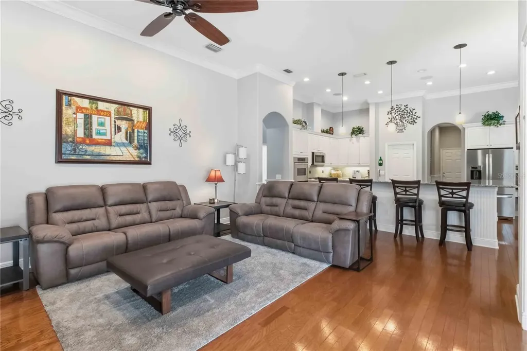 15108 Kestrelglen Way Lithia FL 33547
