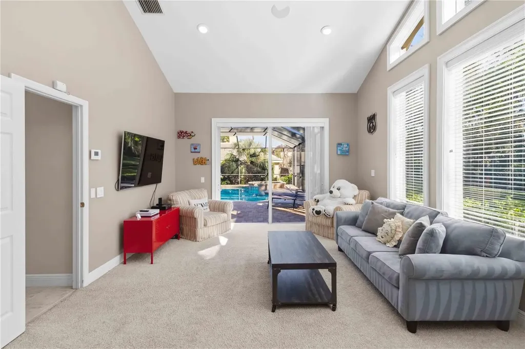 15108 Kestrelglen Way Lithia FL 33547