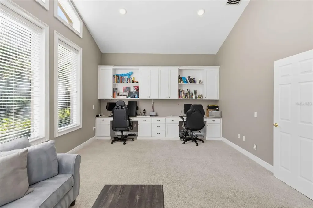 15108 Kestrelglen Way Lithia FL 33547