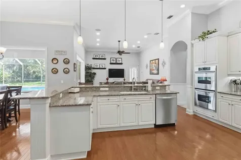 15108 Kestrelglen Way Lithia FL 33547