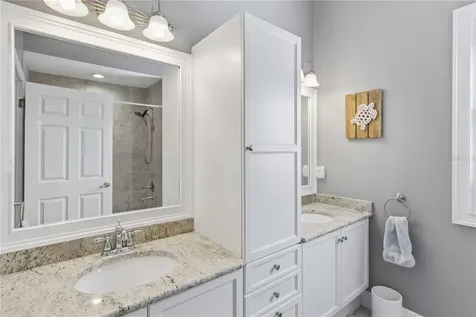 15108 Kestrelglen Way Lithia FL 33547