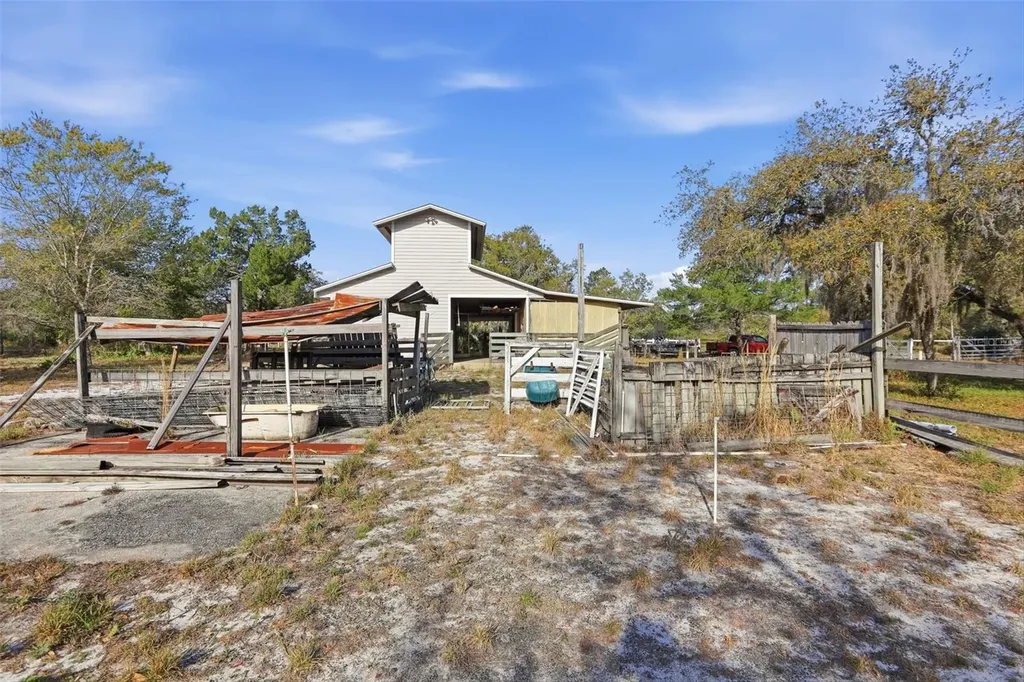 4095 Pioneer Way New Smyrna Beach FL 32168