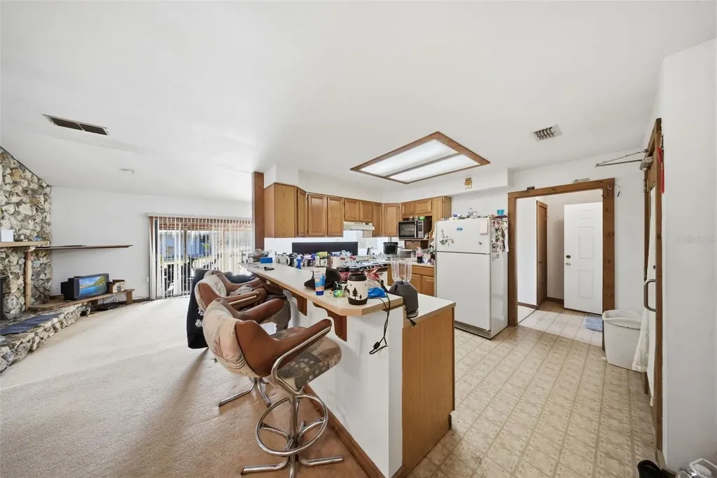 4095 Pioneer Way New Smyrna Beach FL 32168