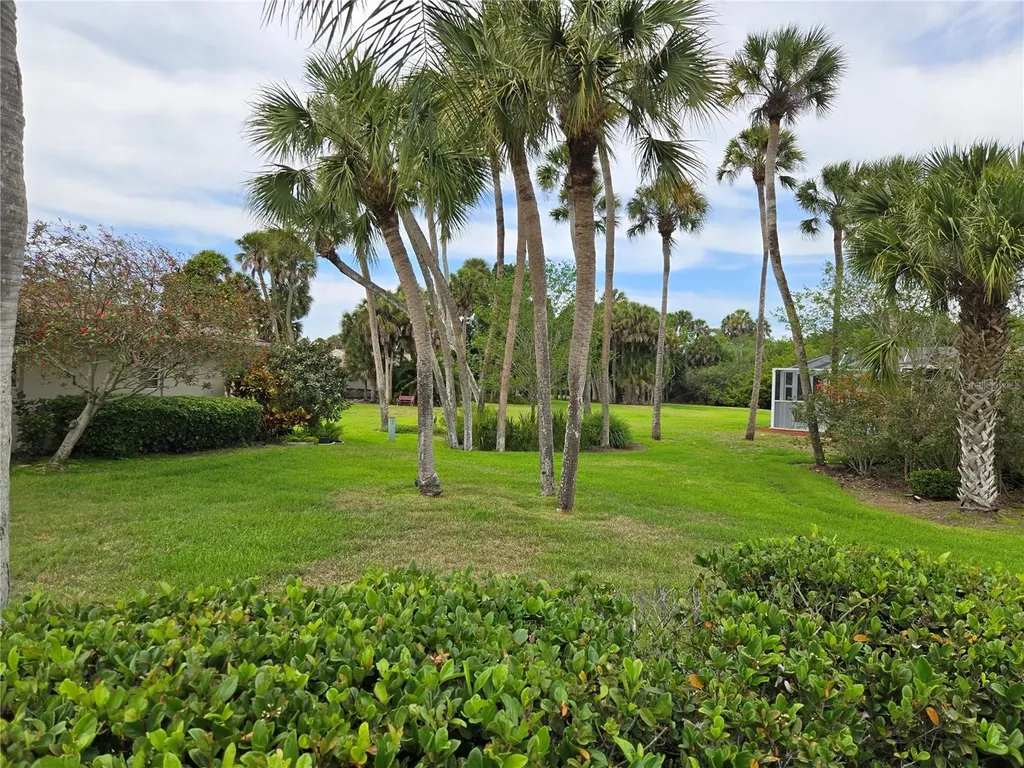 2974 Captiva Gardens Drive Sarasota FL 34231