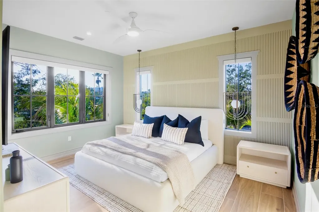 6548 Sabal Drive Sarasota FL 34242