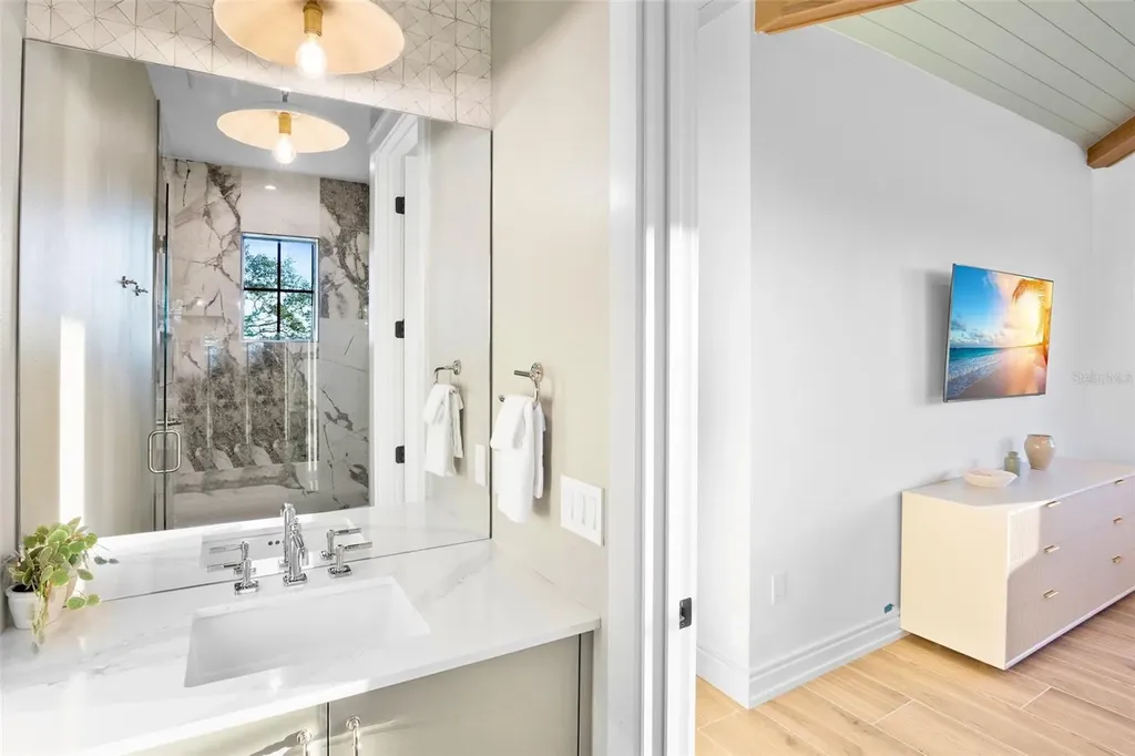 6548 Sabal Drive Sarasota FL 34242