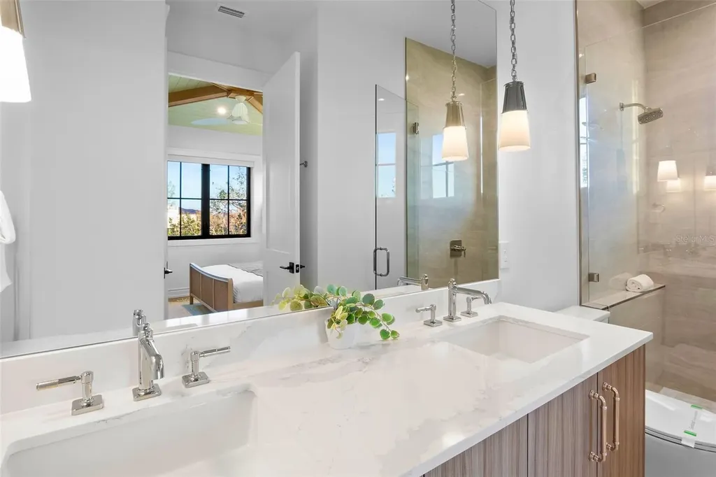 6548 Sabal Drive Sarasota FL 34242
