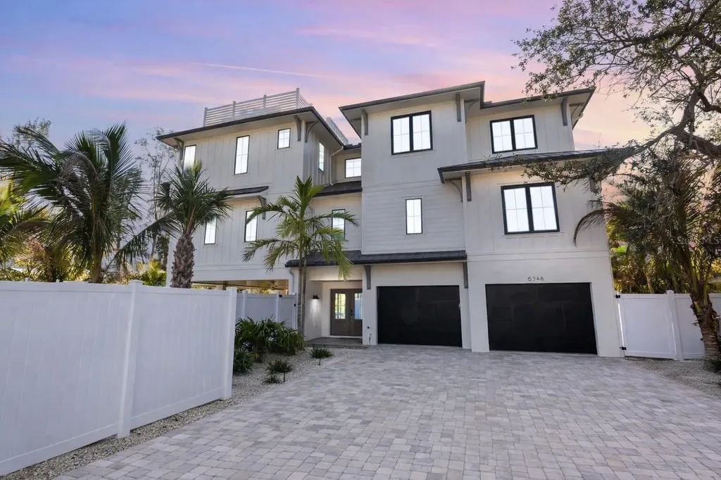 6548 Sabal Drive Sarasota FL 34242