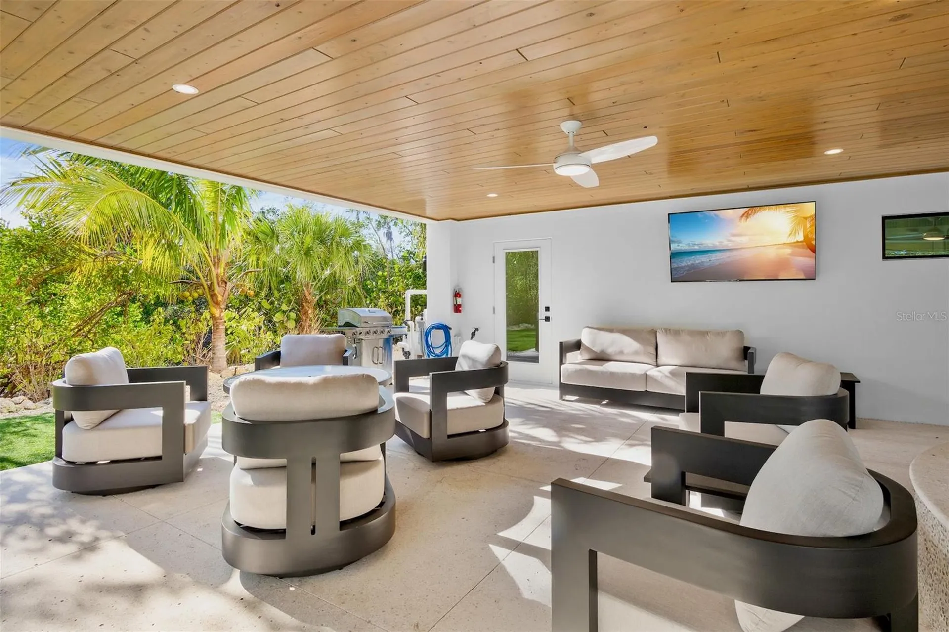 6548 Sabal Drive Sarasota FL 34242