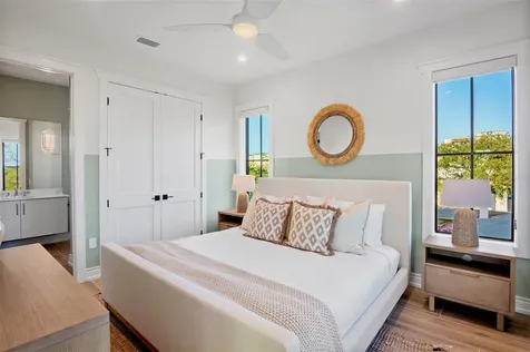 6548 Sabal Drive Sarasota FL 34242
