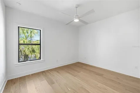 3010 S Esperanza Avenue Tampa FL 33629