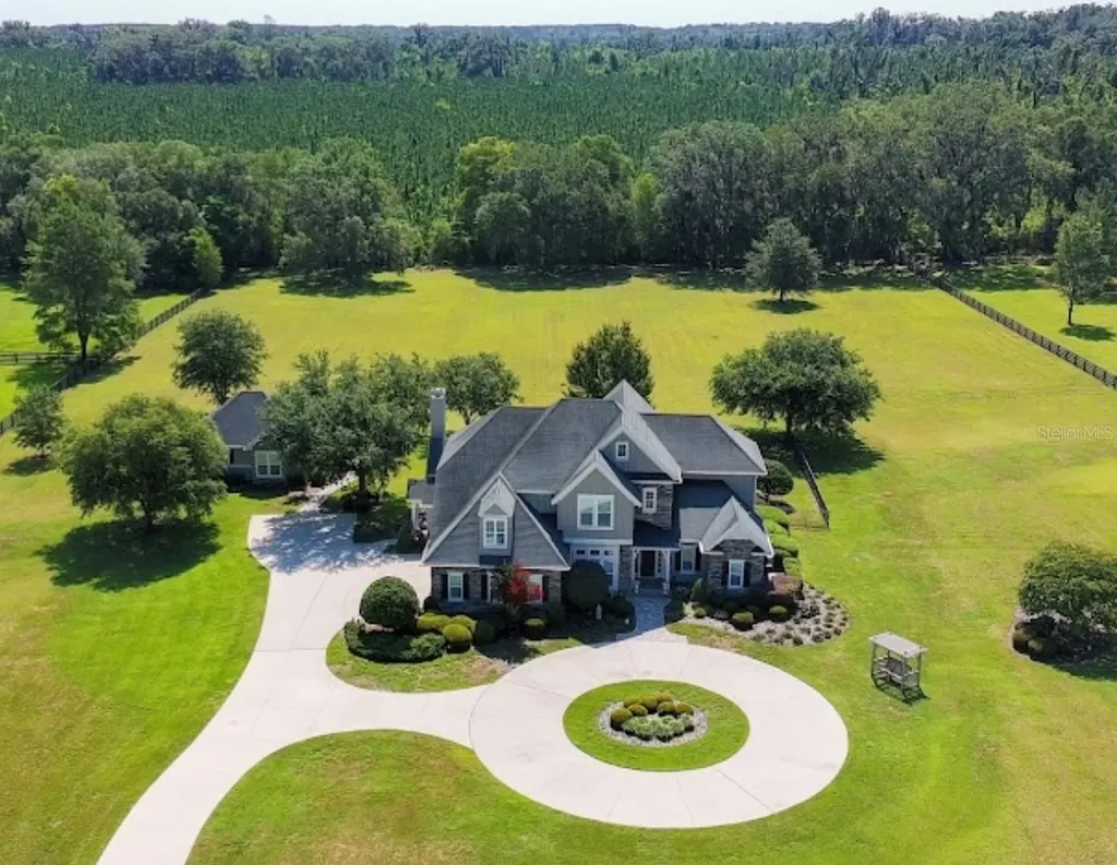 10401 NW 153rd Terrace Alachua FL 32615