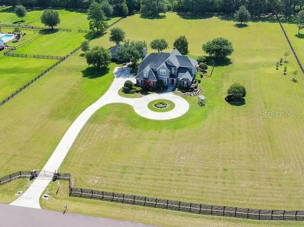 10401 NW 153rd Terrace Alachua FL 32615