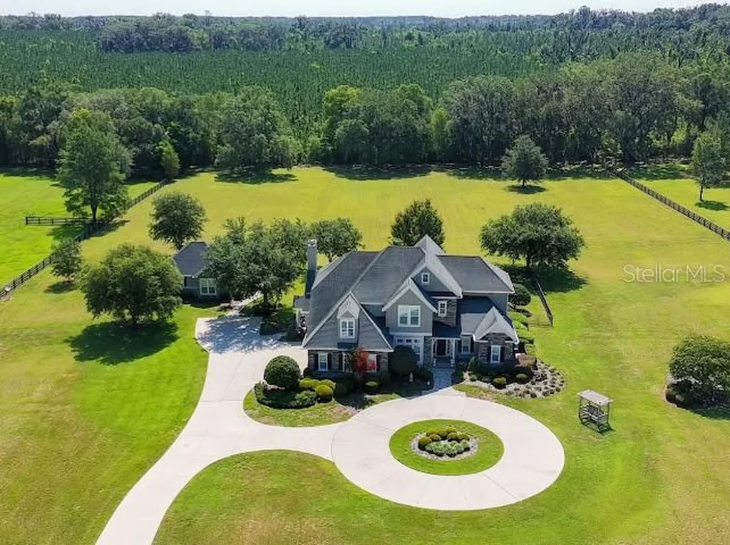 10401 NW 153rd Terrace Alachua FL 32615