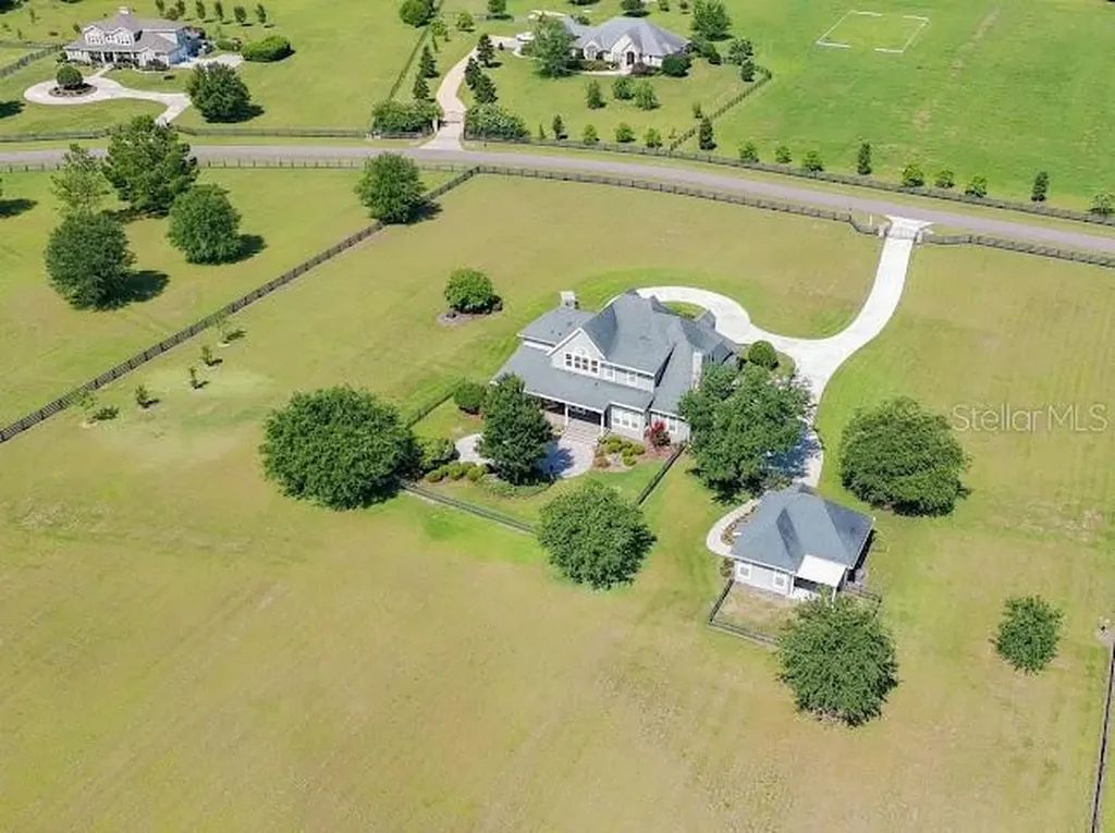 10401 NW 153rd Terrace Alachua FL 32615
